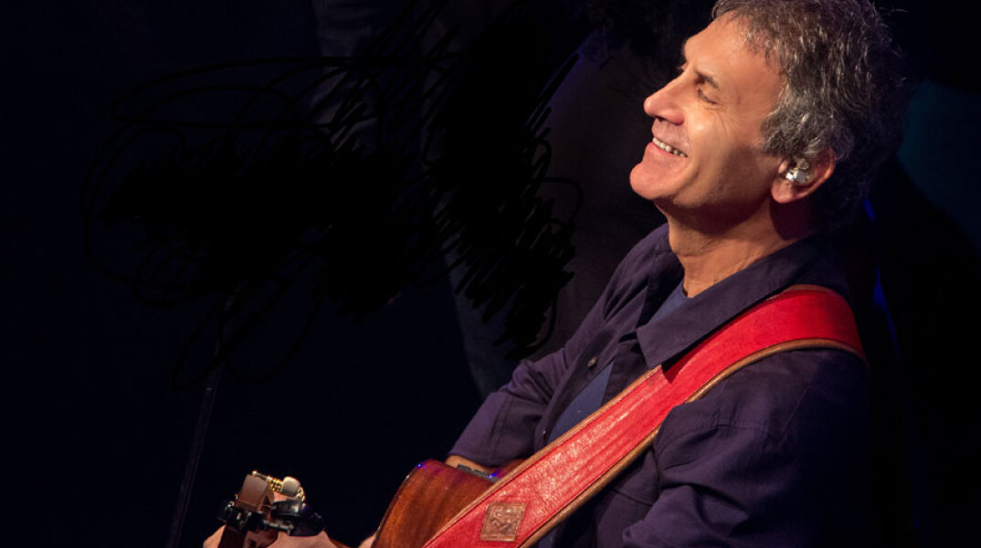 Γιώργος Νταλάρας