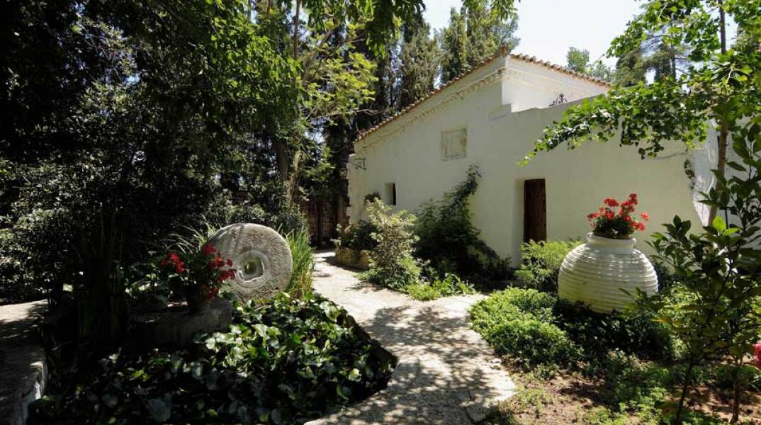 Θοδωρής Πιστιόλας, «10.000 Steps» στους κήπους του Μουσείου Βορρέ