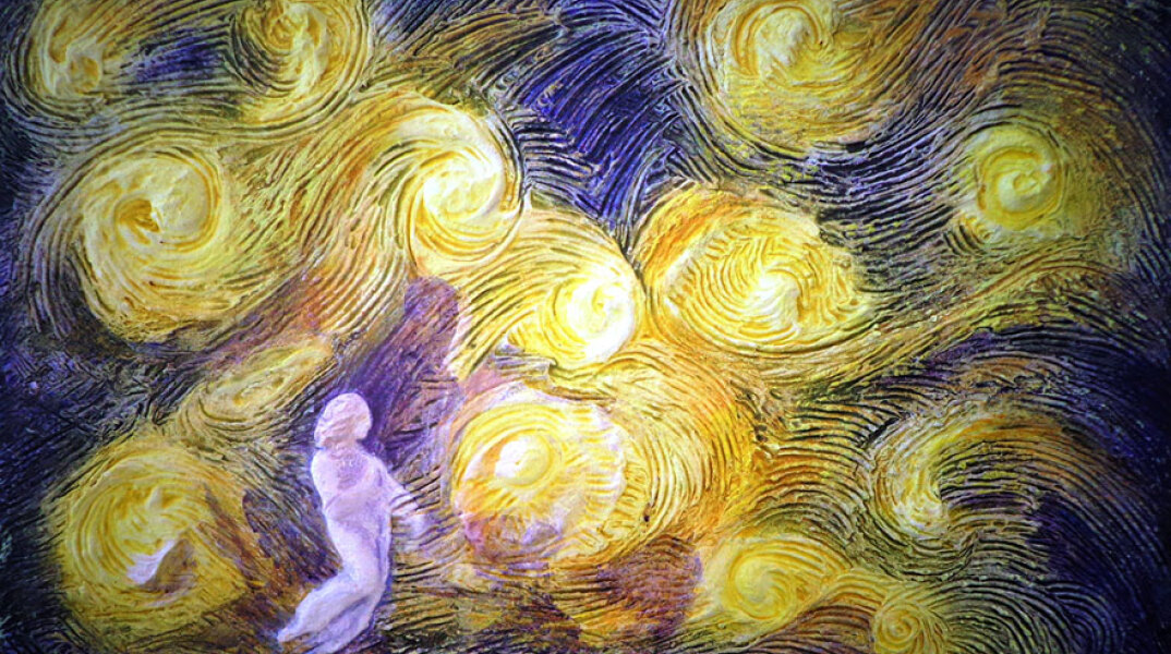 «Ο χορός του φωτός» της Πηνελόπης Βολτέρρα για την έκθεση «Μακρόκοσμος» στην Chili Art Gallery