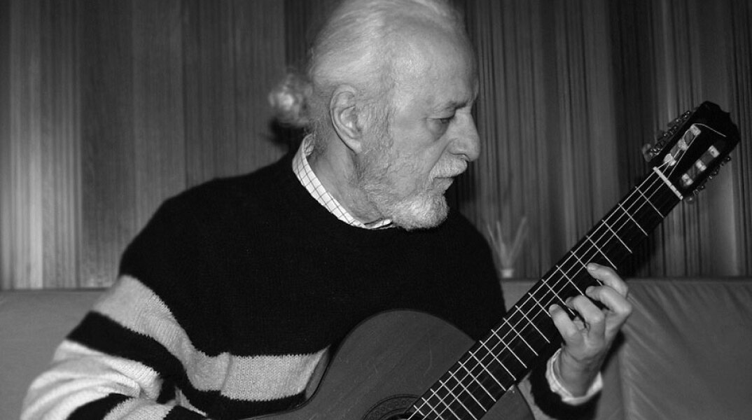 Νότης Μαυρουδής