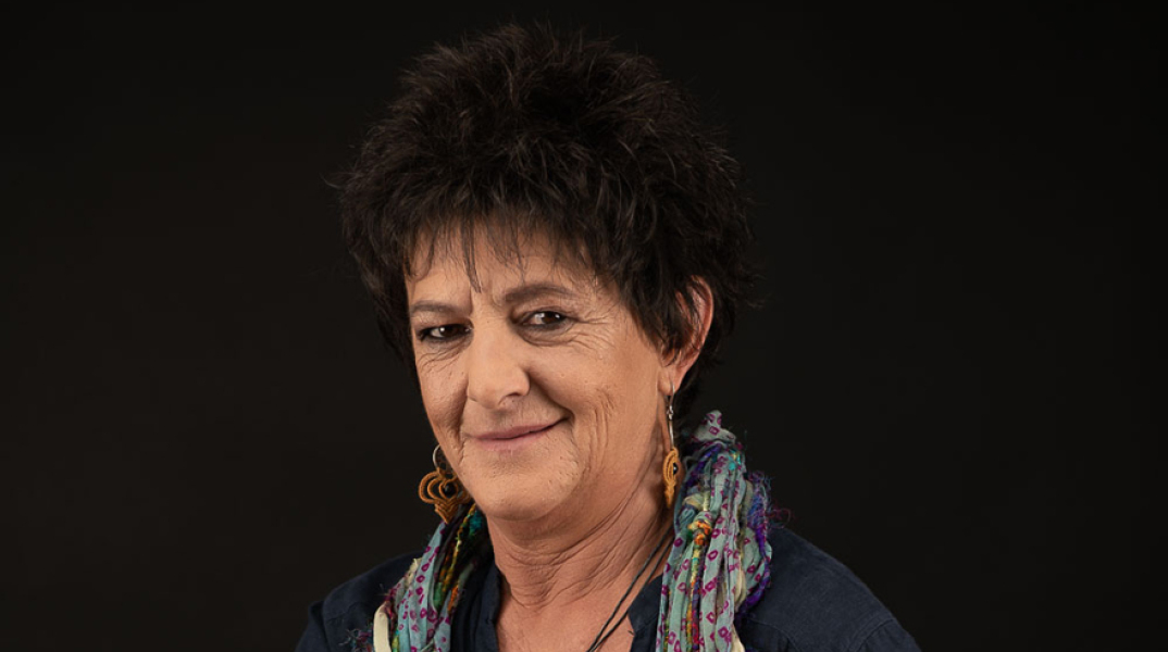 Φωτεινή Βελεσιώτου