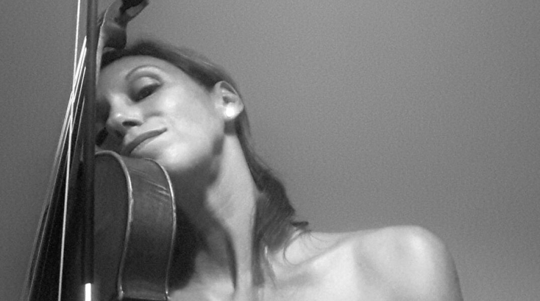 "Circling Bach" με την Ίριδα Λουκά στο Ωδείο Αθηνών