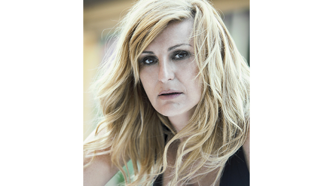 liza andreou gualino mousiko theatro