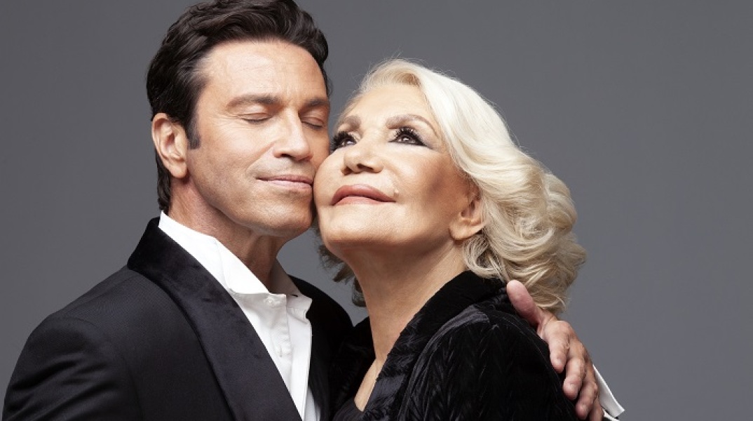 Μαρινέλλα και Μάριος Φραγκούλης στο Christmas Theater