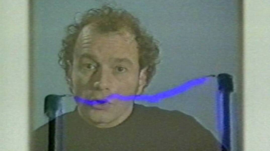 Κωστής: «αγώγιμο⬄μη αγώγιμο» στη Roma Gallery