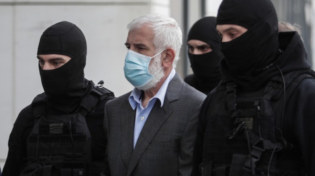 Ο Πέτρος Φιλιππίδης