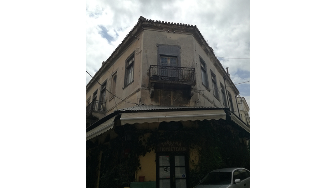 Το σπίτι του ηθοποιού Ορέστη Μακρή, στην Πλάκα