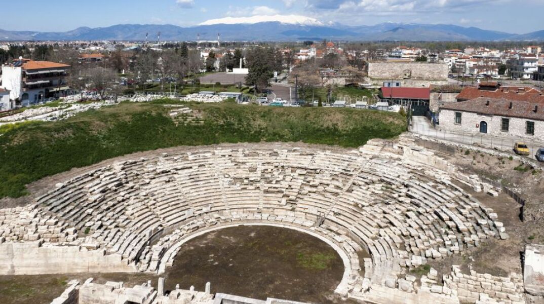 h-2-ancient-theater.jpg