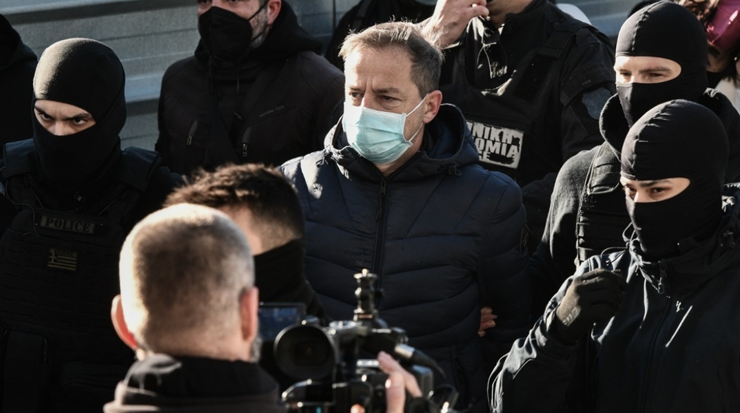 Φωτογραφίες από την άφιξη τού Δημήτρη Λιγνάδη στο δικαστήριο © EUROKINISSI/ΤΑΤΙΑΝΑ ΜΠΟΛΑΡΗ