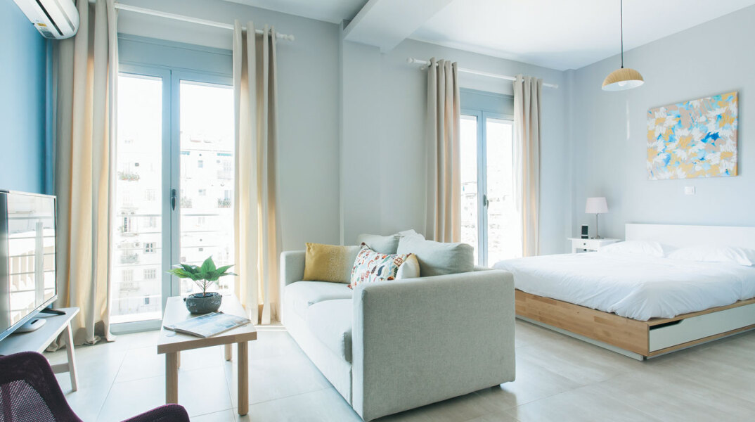 omnia-pagrati-apartment-athens-greece-sitting-area-2.jpg