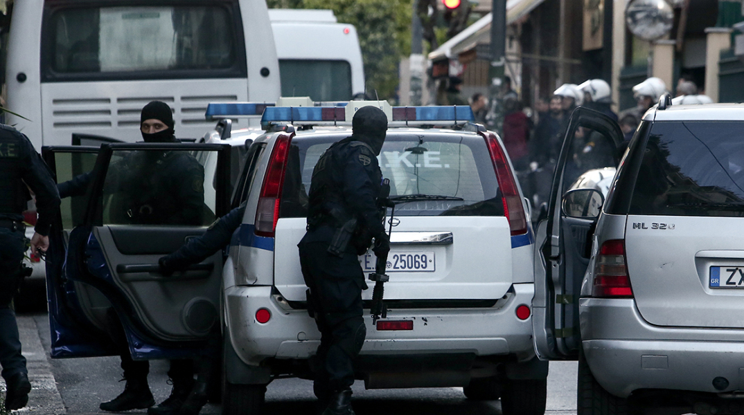 Αστυνομία στα Εξάρχεια