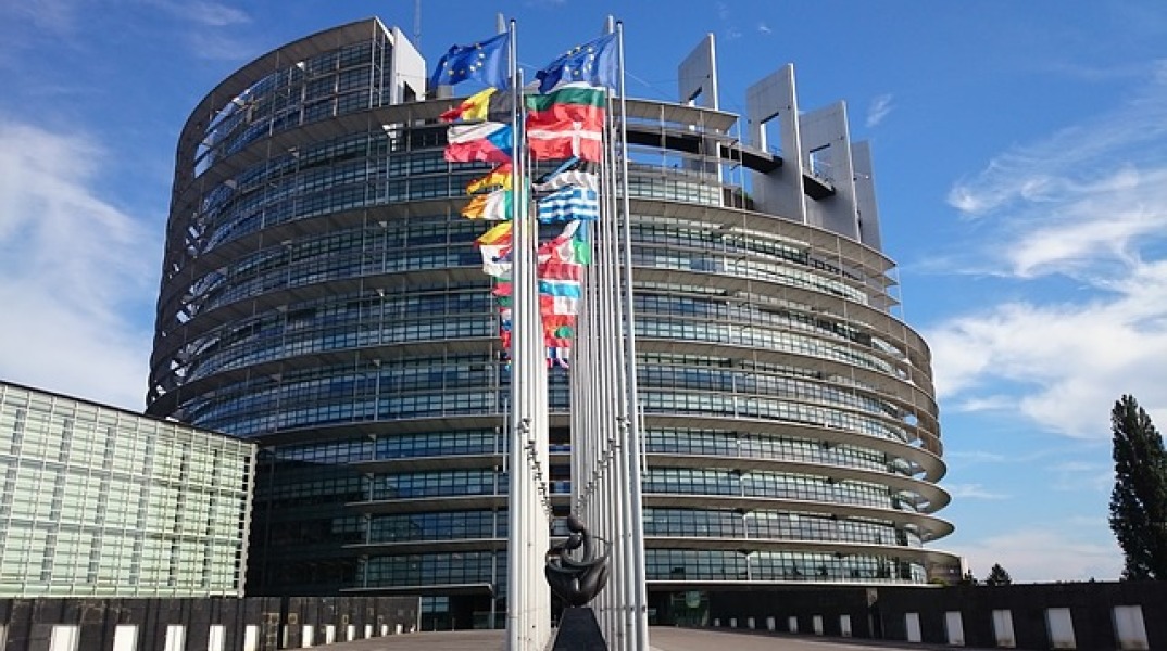parliament-1564427_640.jpg