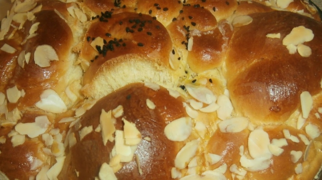 Βασιλόπιτα τσουρέκι