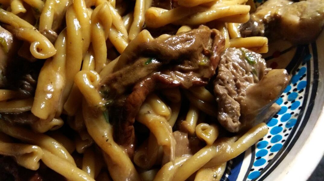 Μακαρονάδα με μανιτάρια