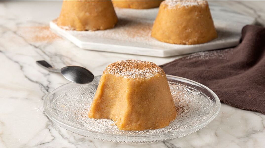 Ο Άκης Πετρετζίκης δίνει τη συνταγή για χαλβά της Εμινέ Ερντογάν