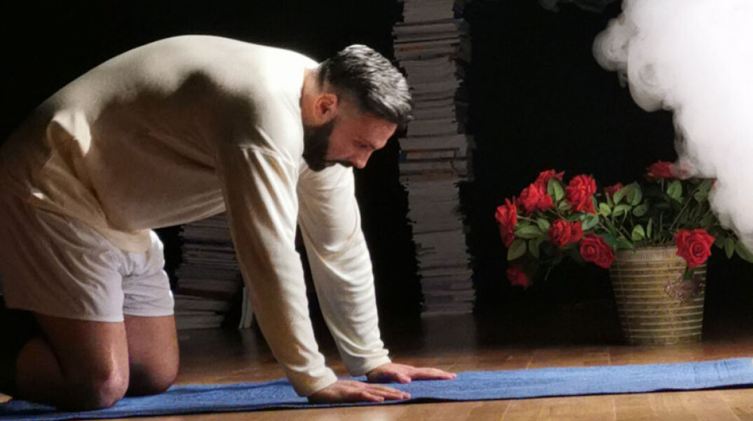«ΑΠΕΙΛΗ», Στάθης Παναγιωτίδης, Studio Κυψέλης