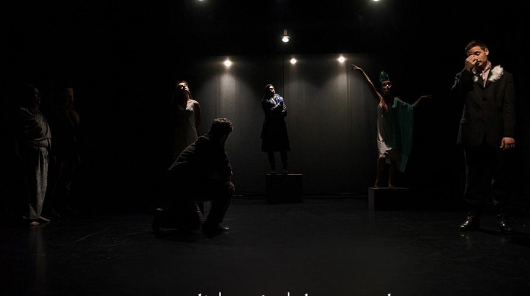 I tragodia allios theatto anotatis sholis kalon tehnon
