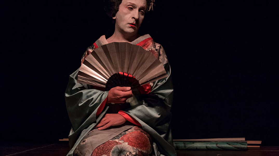 Tea Ceremony: Devised performance από το διεθνές Ensemble SRSLYyours με τον Μάριο Ιωάννου στο BIOS