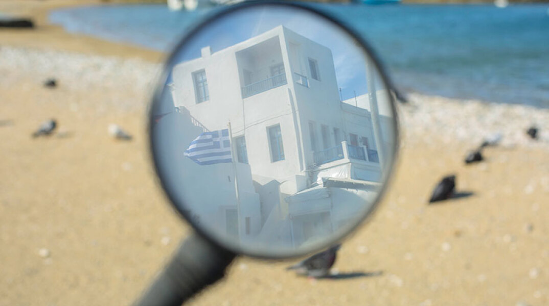 «Ερωτικές καρτ ποστάλ από την Ελλάδα» του Ανέστη Αζά και της Λένας Κιτσοπούλου στη Στέγη