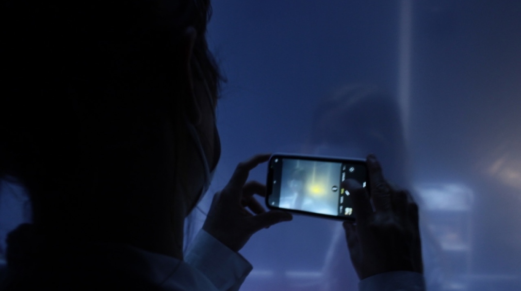 «Έκλειψη» στο Θέατρο Σφενδόνη