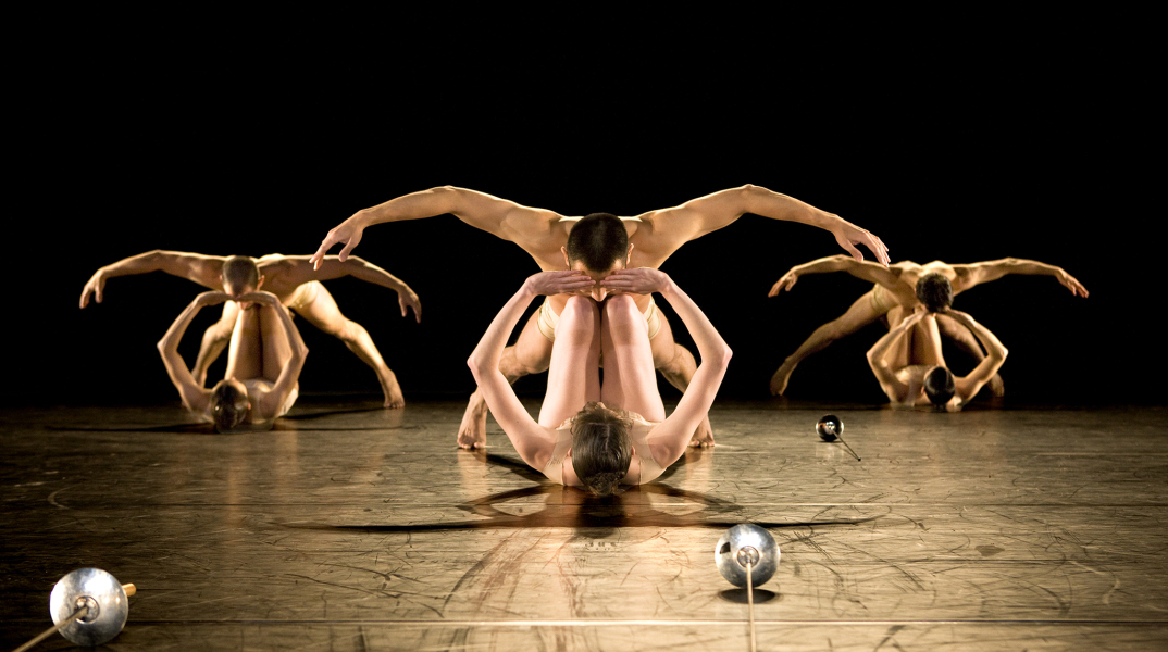 3 Rooms: Τρίπτυχο χορού σε χορογραφίες Κωνσταντίνου Ρήγου, Γίρζι Κύλιαν, Οχάντ Ναχαρίν