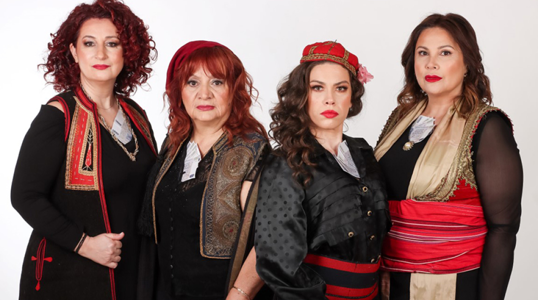 ΤΑ ΤΕΣΣΕΡΑ ΠΟΔΙΑ ΤΟΥ ΤΡΑΠΕΖΙΟΥ ΤΟΥ ΙΑΚΩΒΟΥ ΚΑΜΠΑΝΕΛΛΗ ΣΤΟ ΠΑΛΗΟ ΠΑΝΕΠΙΣΤΗΜΙΟ