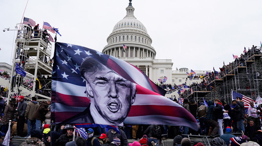 ΗΠΑ - Υποστηρικτές του Τραμπ έξω από το Καπιτώλιο πριν την εισβολή