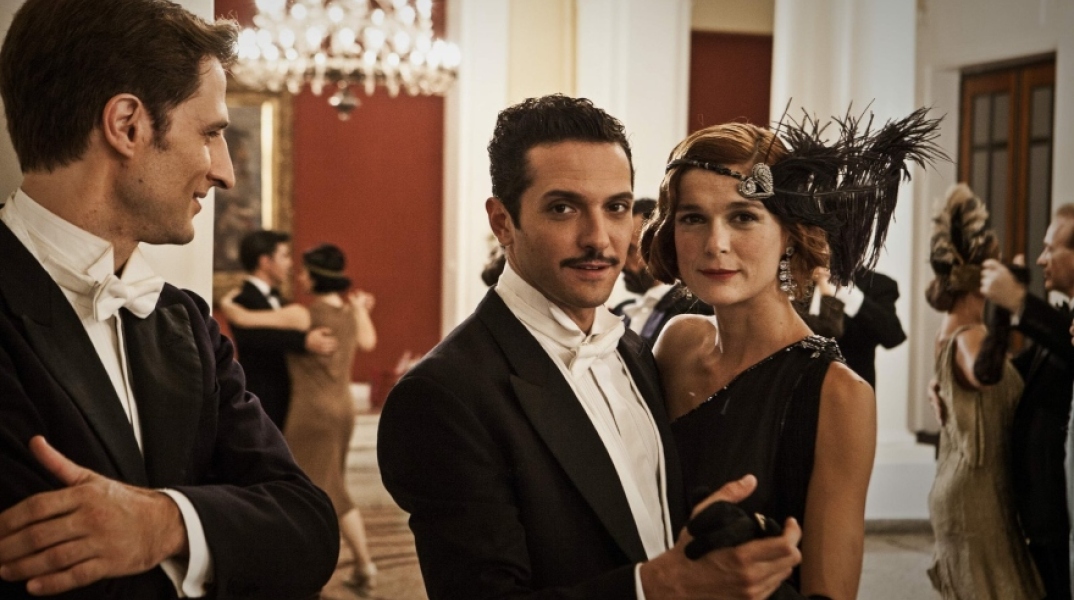 Μάξιμος Μουμούρης, Δημήτρης Μοθωναίος και Αλεξάνδρα Αϊδίνη στη «Μεγάλη Χίμαιρα» του Μ. Καραγάτση στο θέατρο Πορεία