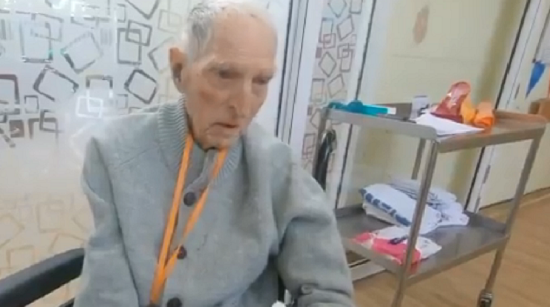 Ο 99χρονος που ξεπέρασε τον κορωνοϊό
