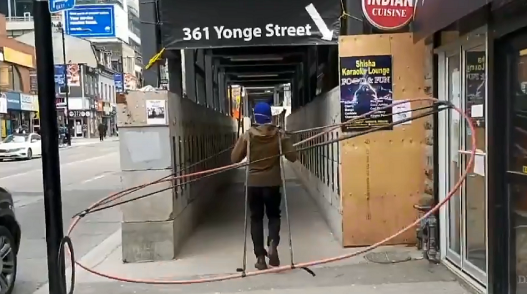 Το απόλυτο αξεσουάρ για την τήρηση της απόσταση ασφαλείας