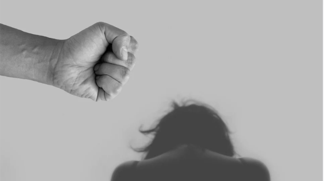 Περιστατικά ενδοοικογενειακής βίας