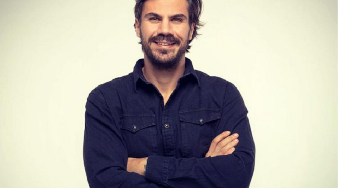 Άκης Πετρετζίκης