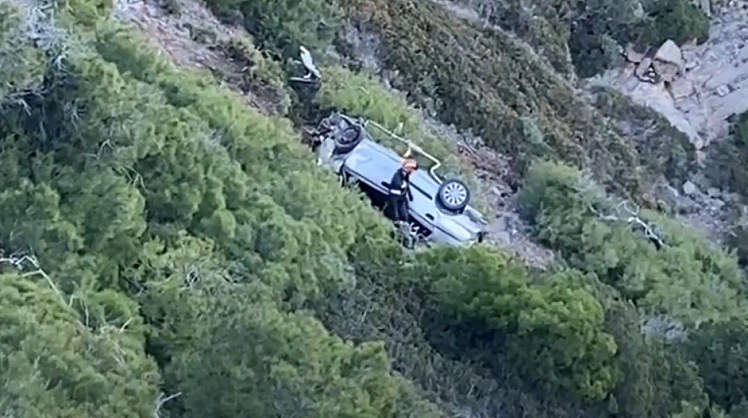 Αυτοκίνητο έπεσε σε γκρεμό στην Κερατέα