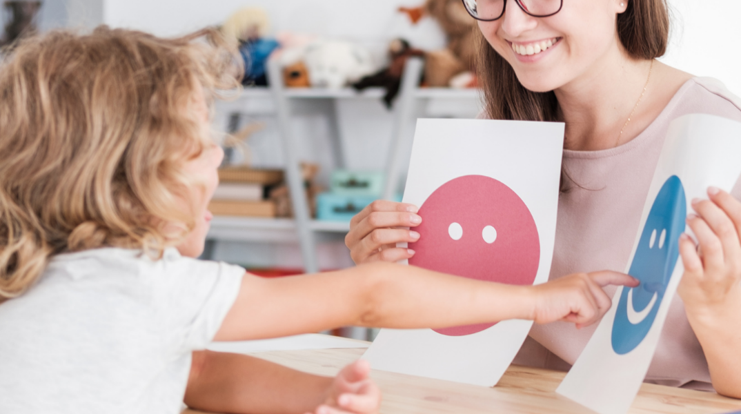 Σωματείο ΕΛΙΖΑ: Πώς το σχολείο μπορεί να ενθαρρύνει τα παιδιά-θύματα κακοποίησης να μιλήσουν και να αναζητήσουν βοήθεια;