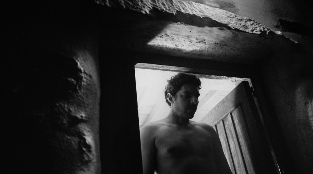 O Damien Bonnard στην "Βληχή" του Γιώργου Λάνθιμου