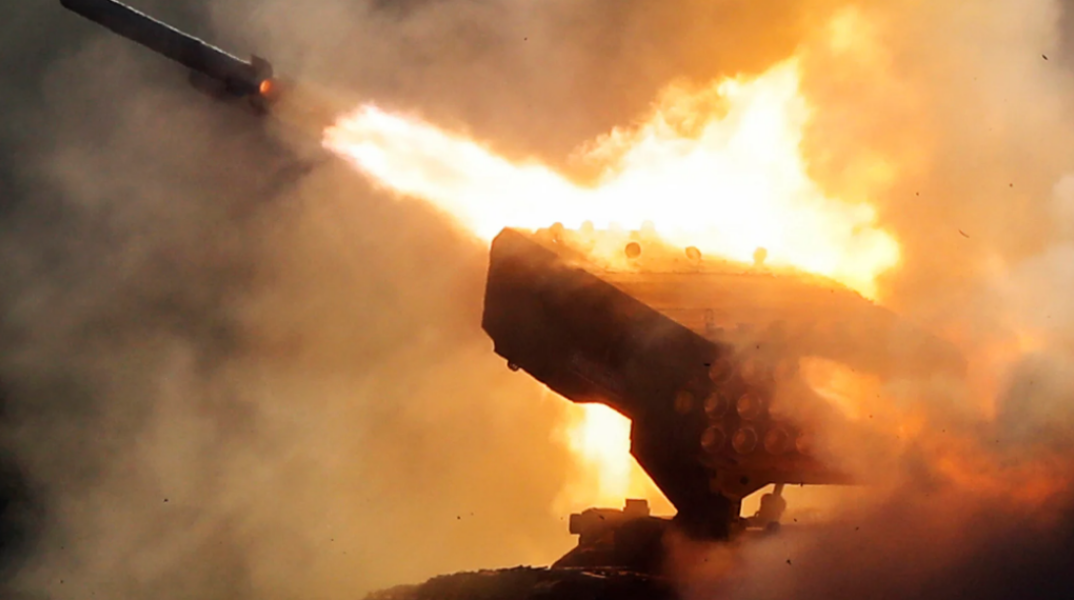 Οι ΗΠΑ ετοιμάζονται να στείλουν συστήματα μεγάλου βεληνεκούς στην Ουκρανία