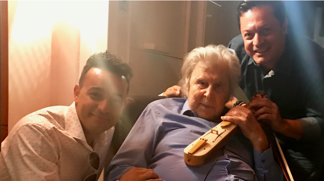 Κωνσταντίνος & Ματθαίος Τσαχουρίδης: «Μίκης, ο Ευξείνιος»