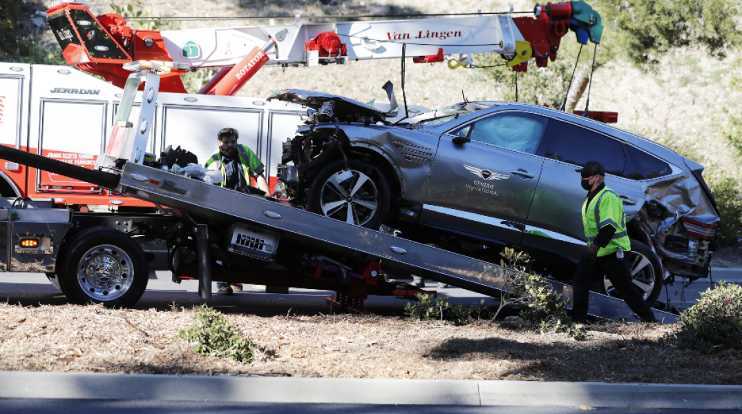 Το αυτοκίνητο του Τάιγκερ Γουντς μετά το τροχαίο που είχε