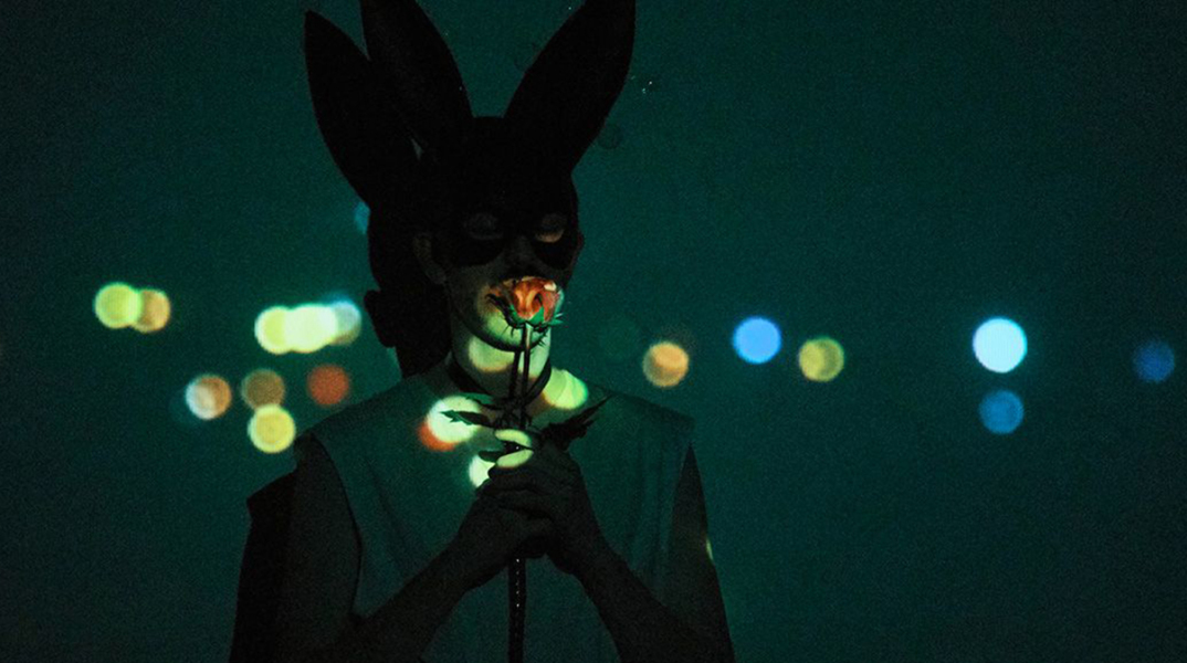 «Ελαττωματικό αγόρι» του Sam Albatros