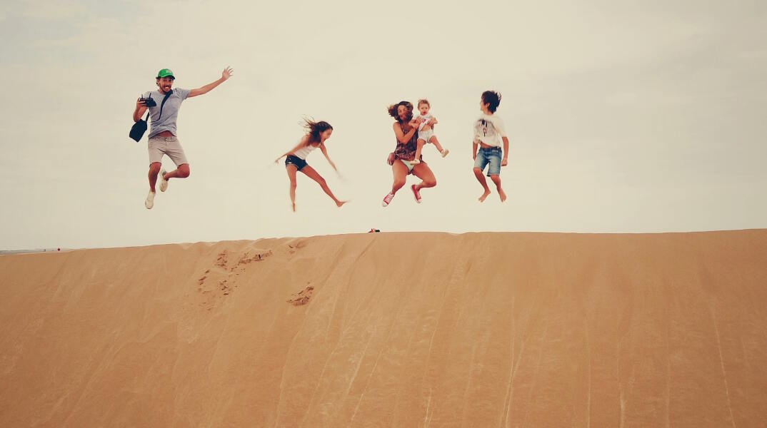 Χαρούμενοι άνθρωποι