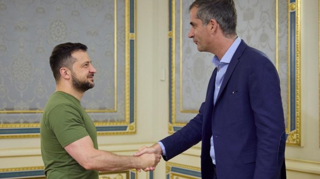 Ο Κώστας Μπακογιάννης με τον Βολοντίμιρ Ζελένσκι