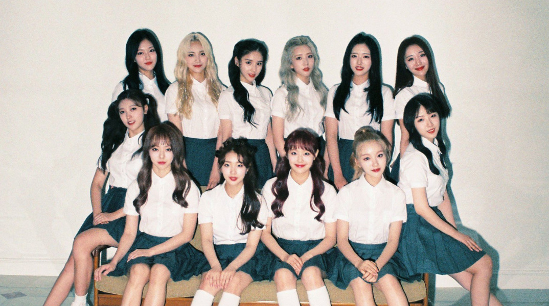 Οι fans του K-Pop συγκροτήματος Loona οδήγησαν τη δισκογραφική εταιρία Blockberry Creative στην αναβολή της κυκλοφορίας του νέου άλμπουμ - Η εκδίωξη της Chuu, οι κατηγορίες για εκμετάλλευση και οι αντιδράσεις των Orbits. 