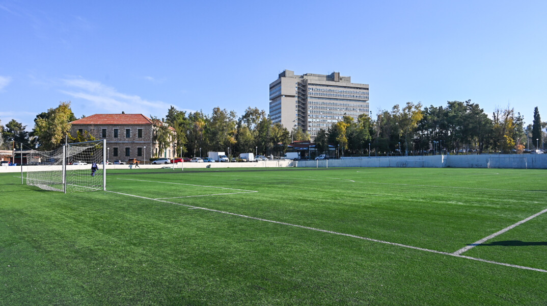 Στον Δήμο Αθηναίων περνά νέα ποδοσφαιρική αρένα 8,5 στρεμμάτων και μίνι γήπεδο 5x5 στο Γουδή
