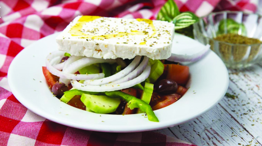 ΚΙΣΣΟΣ: Γεύσεις Ελλάδας στη δροσερή αυλή στο Χαλάνδρι