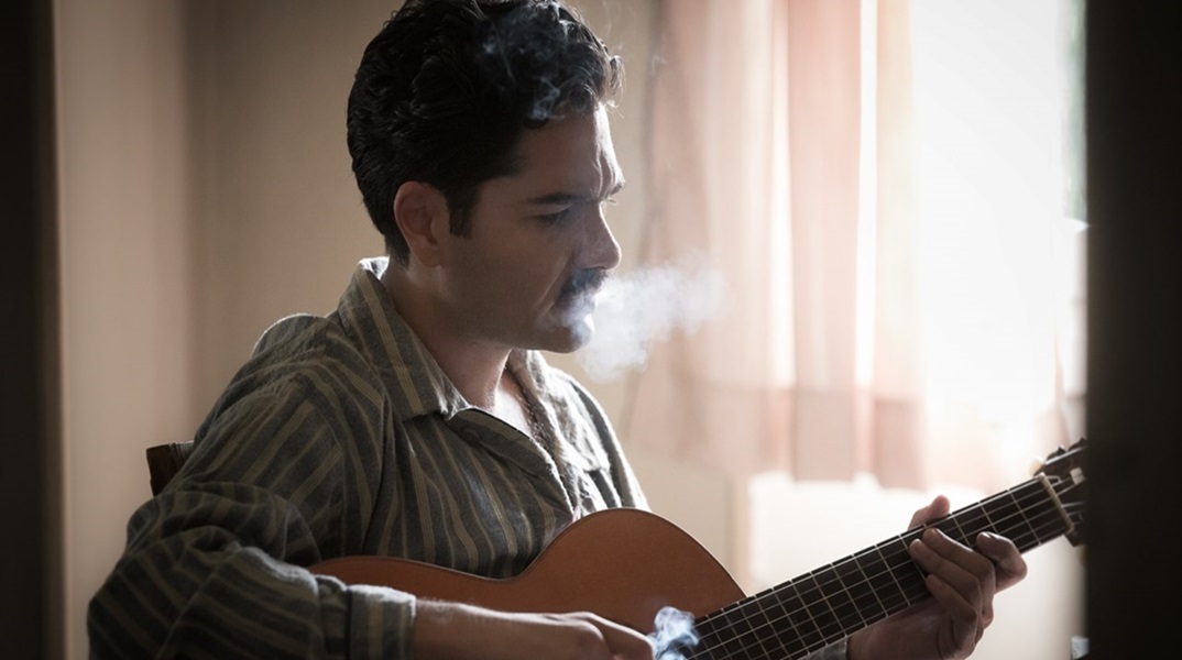 «Υπάρχω»: Κυκλοφόρησε το τρέιλερ με τον Χρήστο Μάστορα στο ρόλο του Στέλιου Καζαντζίδη 