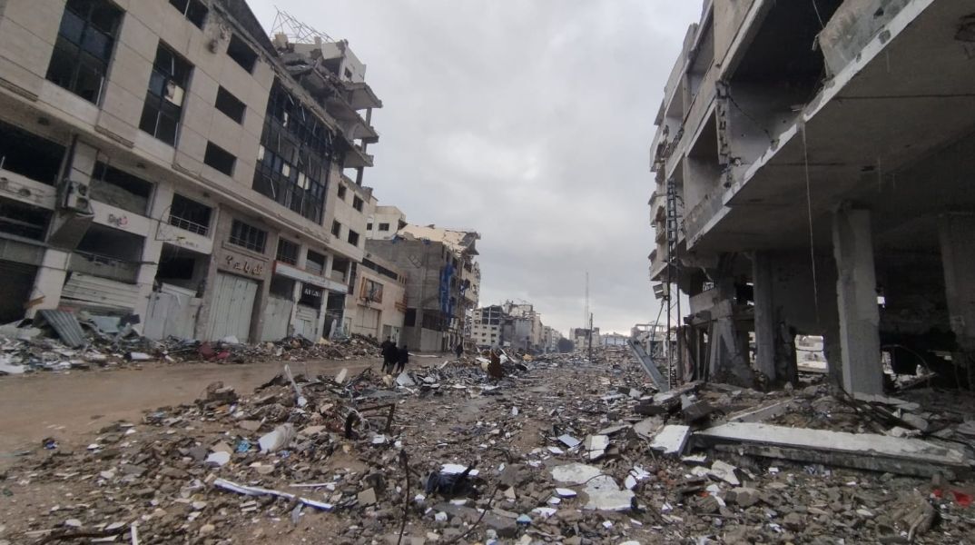 Με την ActionAid στην επίγεια κόλαση της Γάζας: Αντιμετωπίζοντας την πείνα και τους βομβαρδισμούς