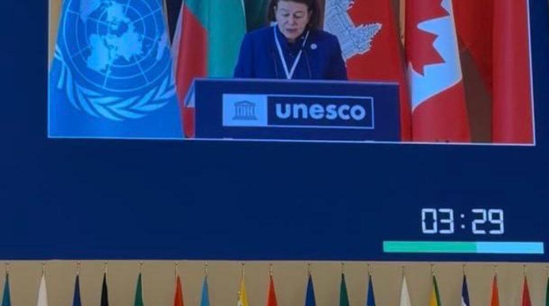 η_υπουργος_πολιτισμου_κατα_την_ομιλια_της_στη_γενικη_sυνελευση_της_unesco
