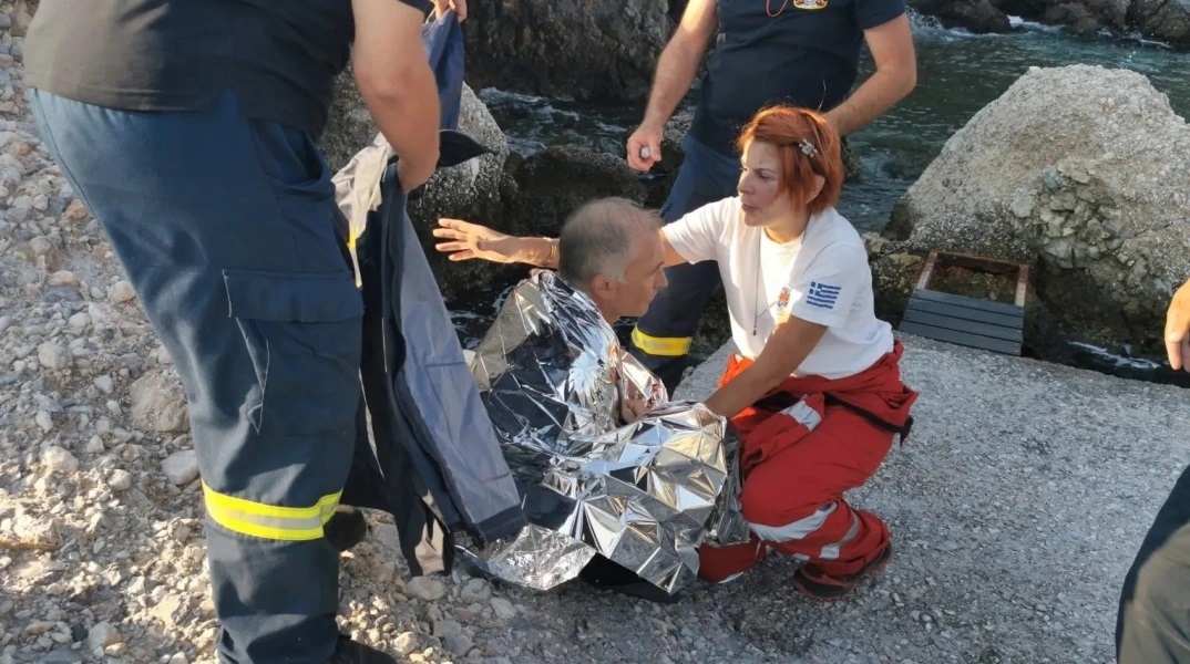 Συνετρίβη ελικόπτερο που συμμετείχε στην επιχείρηση κατάσβεσης της πυρκαγιάς που είναι σε εξέλιξη στο Παλαιοχώρι της Σάμου.