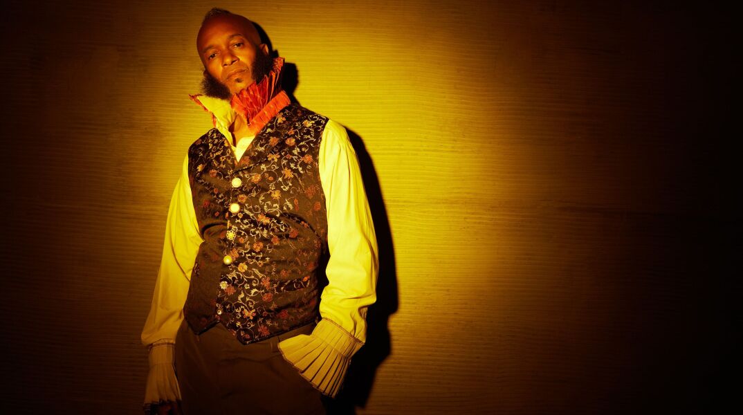 Διαγωνισμός: Κερδίστε προσκλήσεις για τη συναυλία του Fantastic Negrito στην Τεχνόπολη Δήμου Αθηναίων από τον ραδιοφωνικό σταθμό Athens Voice 102.5