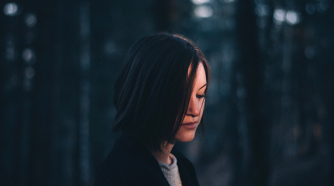 Ένα κορίτσι. 